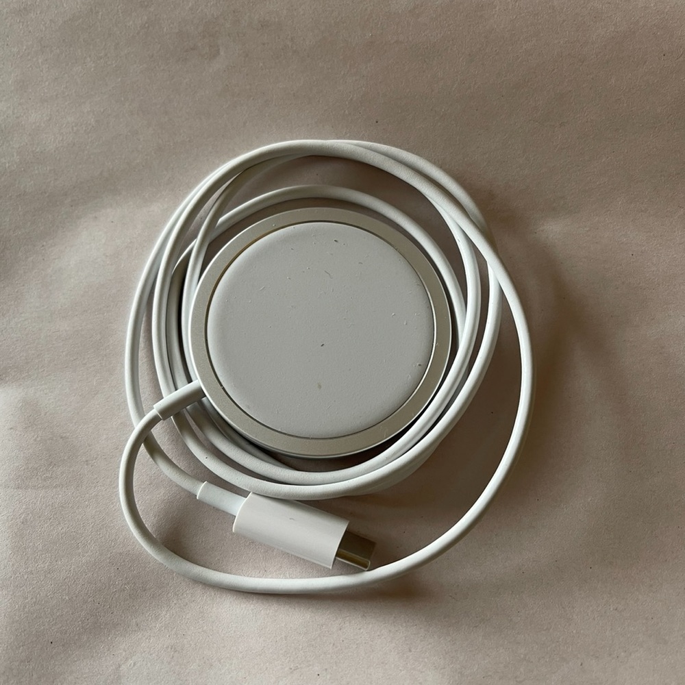 iPhone wireless charger. Brand new